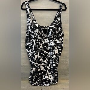 Swim By‎ Cacique Black White Abstract Tankini Bathing Suit Top 40D Like New
